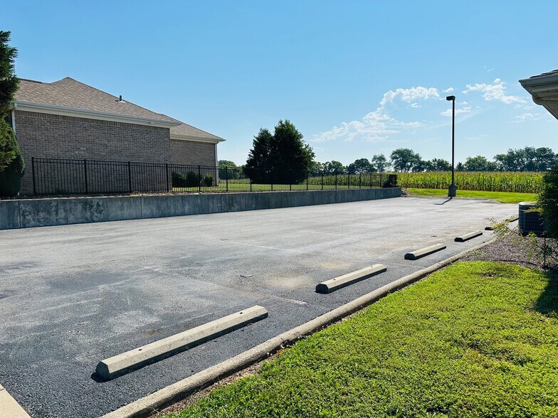 More Photos Of 112-114 Keeton Dr, Hopkinsville Medical For Lease