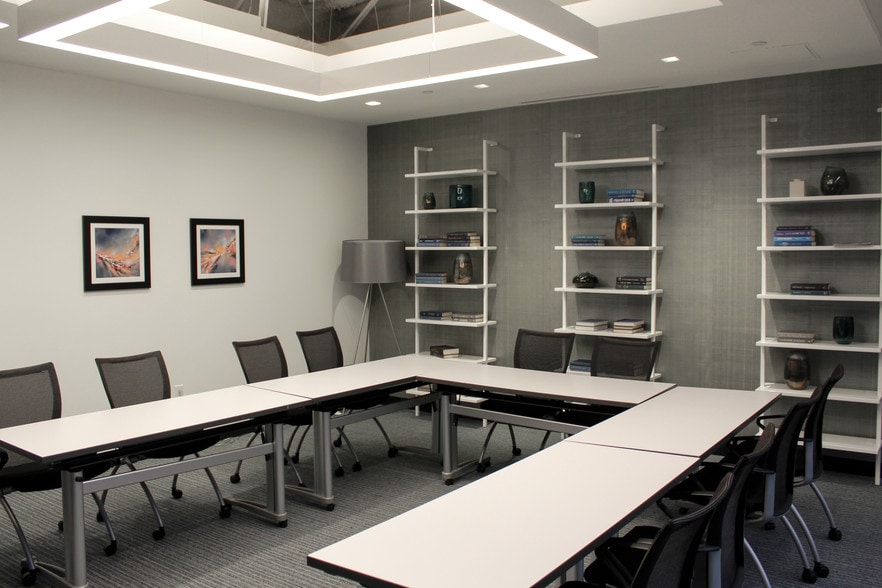 More Photos Of 30 S 17th St, Philadelphia Office For Lease