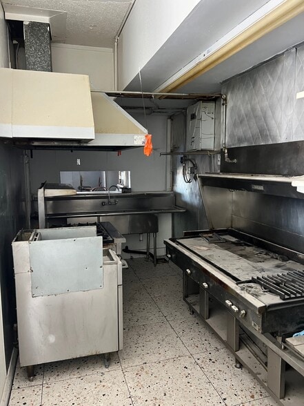 More Photos Of 9353 Greenback Ln, Orangevale Freestanding For Lease