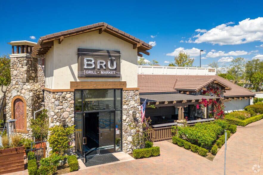 More Photos Of 23602-23624 El Toro Rd, Lake Forest General Retail For Lease