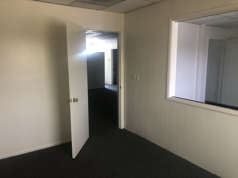 More Photos Of 669 2nd Ave, Covina Medical For Sale