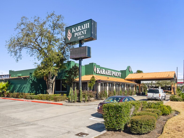 Primary Photo Of 12000 Southwest Freeway, Stafford Restaurant For Sale