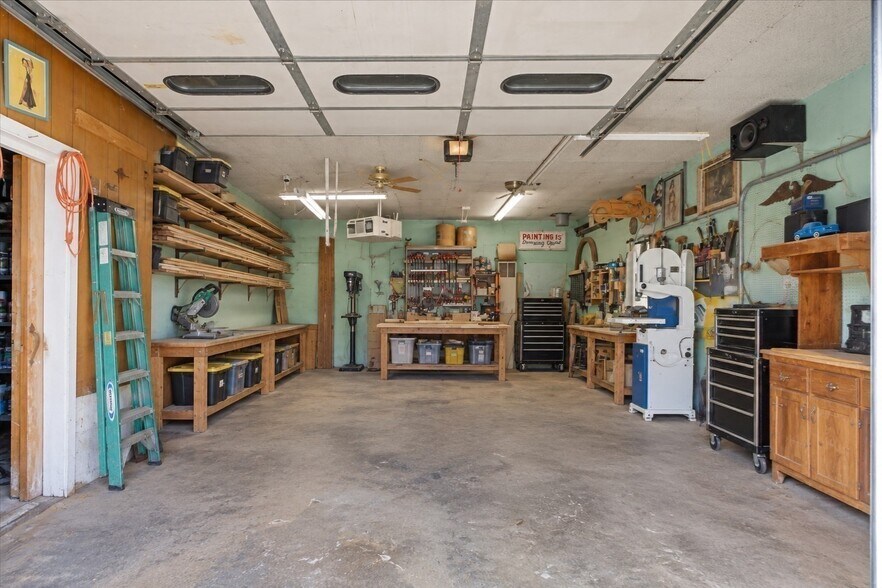 More Photos Of 57 Elm St, Salisbury Industrial For Sale