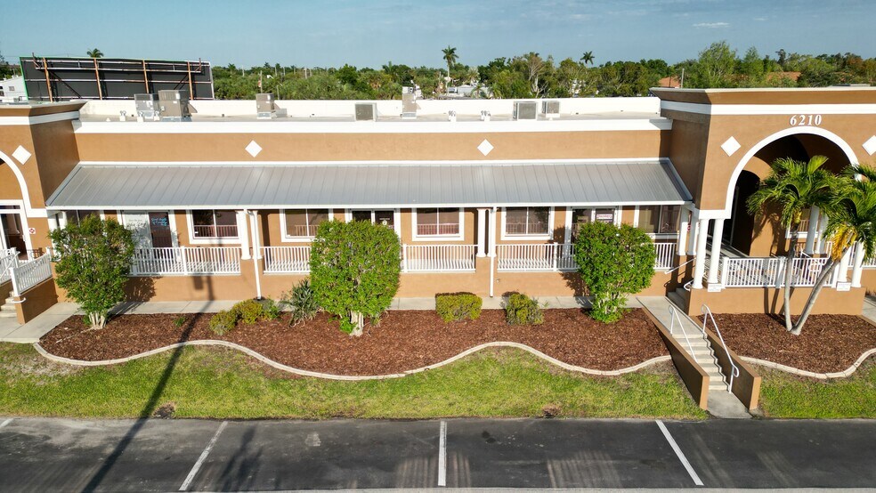 More Photos Of 6210 Scott St, Punta Gorda Office For Lease