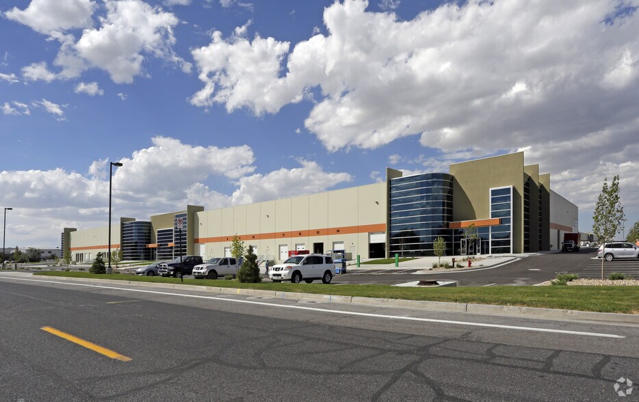More Photos Of 4902 W 2100 S, Salt Lake City Distribution For Lease