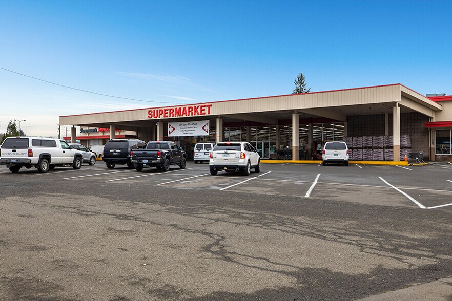 More Photos Of 217 N Boone St, Aberdeen Supermarket For Lease