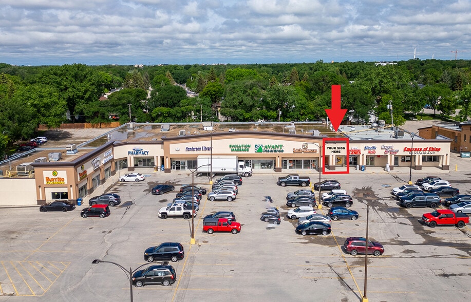 More Photos Of 1050 Henderson Hwy, Winnipeg General Retail For Lease