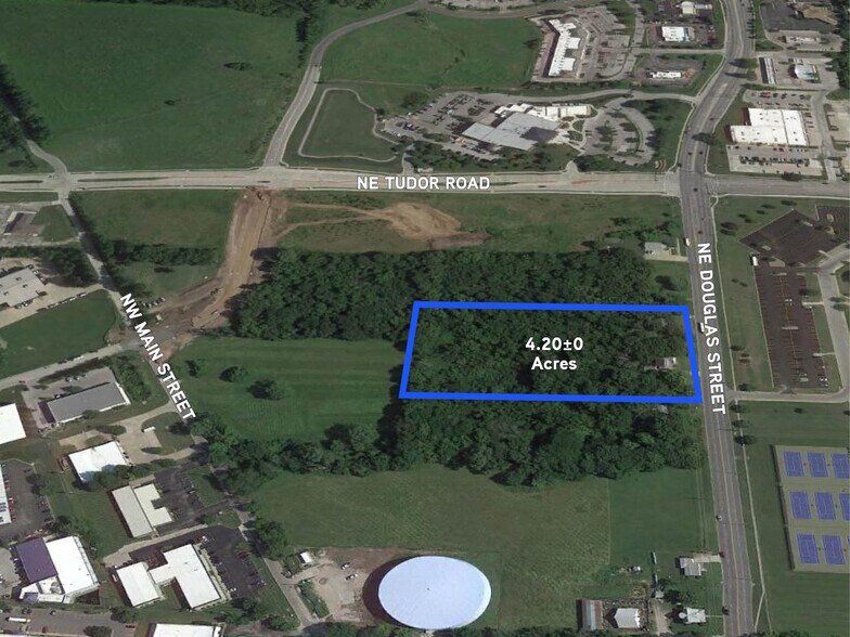 Primary Photo Of 840 & 900 NE Douglas St, Lee's Summit Land For Sale