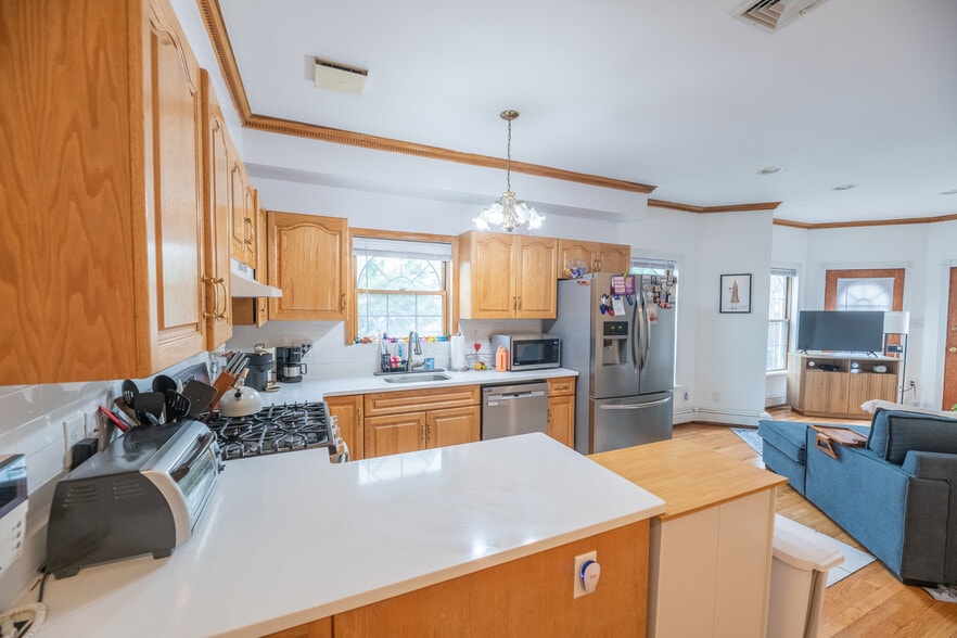 More Photos Of 600 Grand St, Hoboken Office Residential For Sale