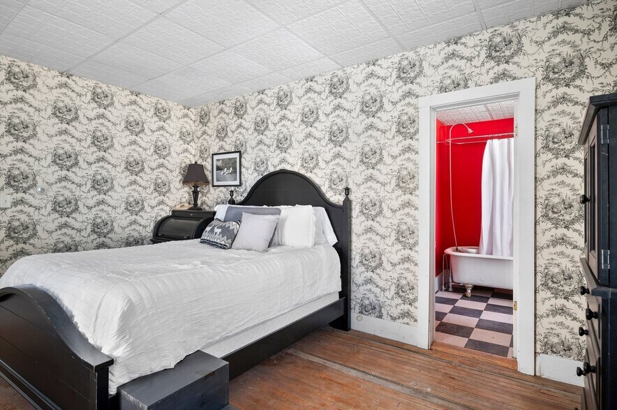More Photos Of 6 Olmstedville Rd, Pottersville Hotel For Sale
