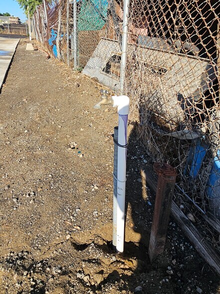 More Photos Of 11026 Roswell Ave, Pomona Industrial For Lease