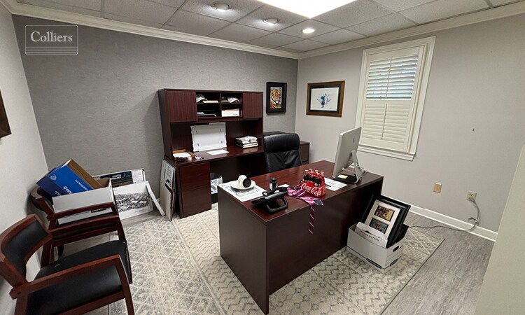 More Photos Of 245 E Broad St, Greenville Office For Lease