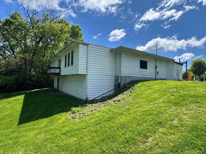 More Photos Of 9400 W Canal St, Yorktown Land For Sale