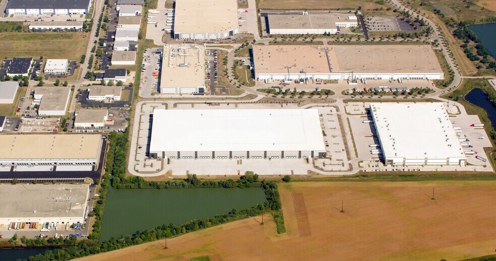 More Photos Of 2575 Enterprise Cir, West Chicago Distribution For Sale