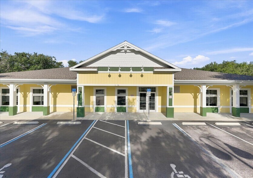 Primary Photo Of 191 Endicott Way, Deland Schools For Sale