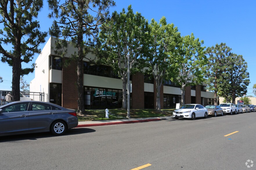 More Photos Of 881-899 Production Pl, Newport Beach Light Manufacturing For Lease