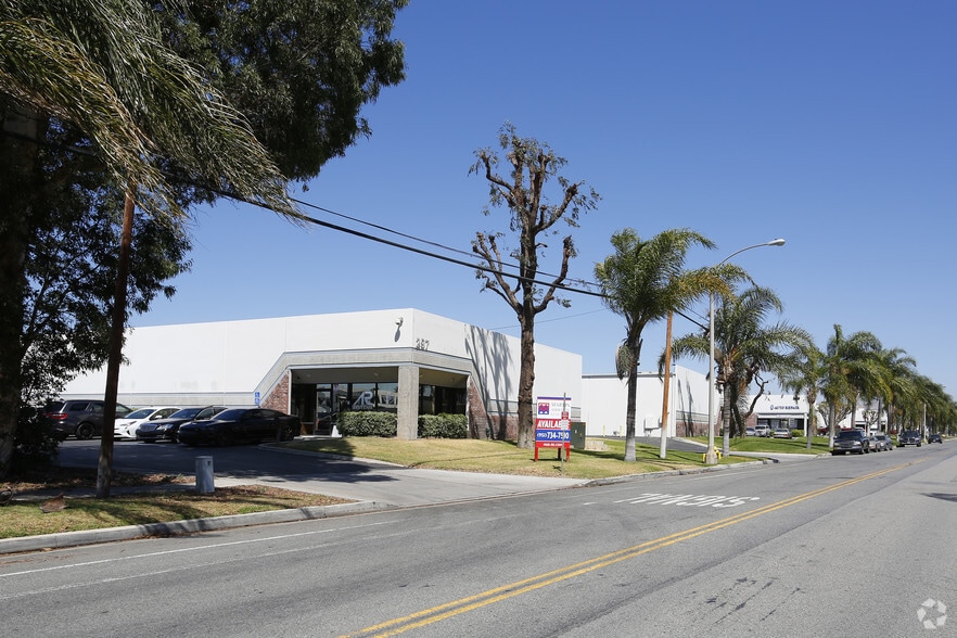 More Photos Of 297 E Harrison St, Corona Warehouse For Lease