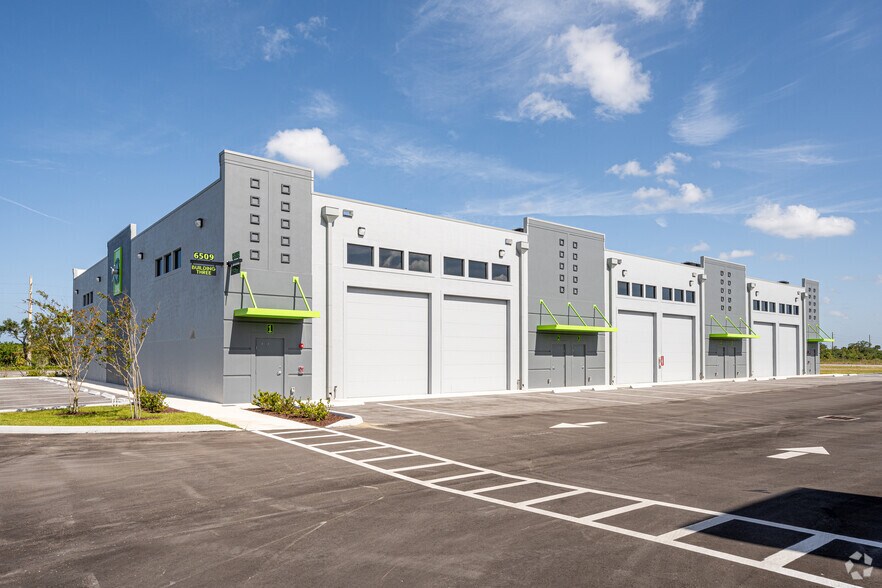 More Photos Of 6509 St Lucie Blvd, Fort Pierce Warehouse For Sale