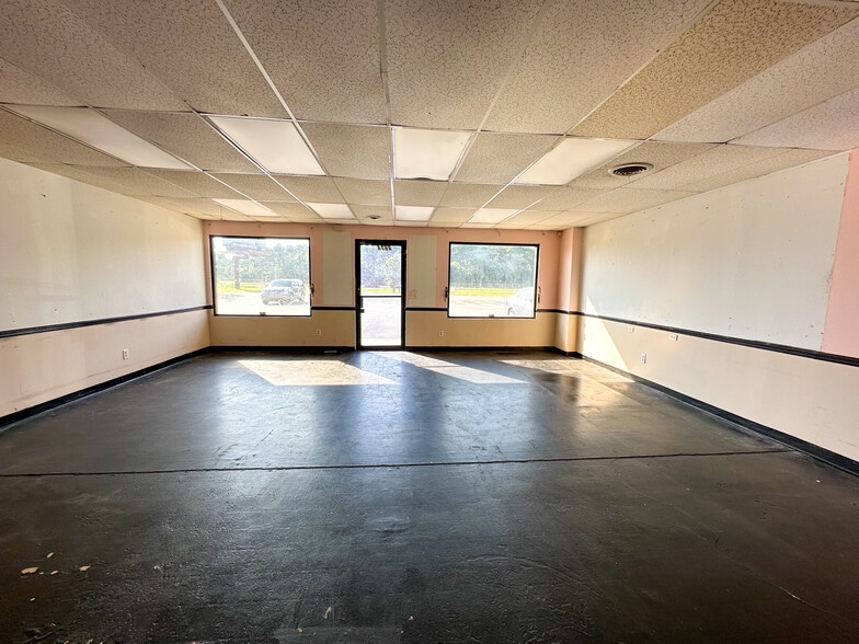 More Photos Of 4666-4678 Broad St, Sumter Restaurant For Sale