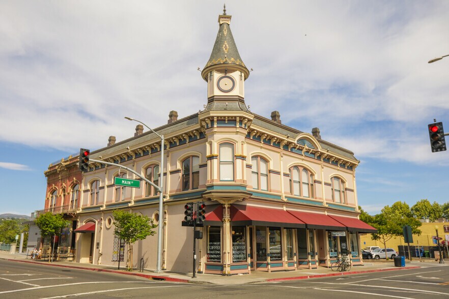 More Photos Of 942-948 Main St, Napa Storefront Retail Office For Lease
