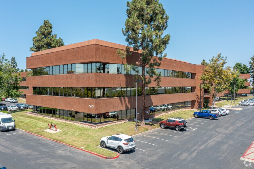 More Photos Of 5471 Kearny Villa Rd, San Diego Office For Lease