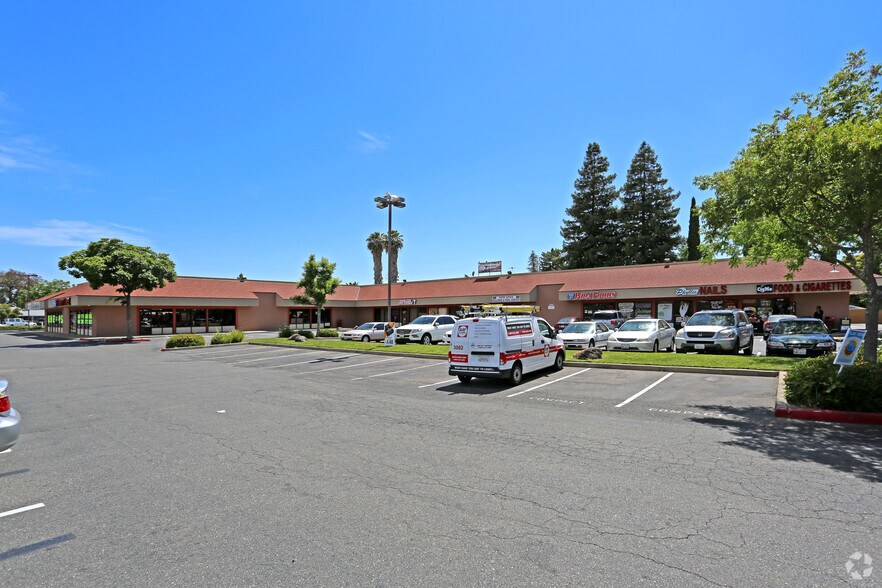 More Photos Of 7290-7298 Franklin Blvd, Sacramento Unknown For Lease