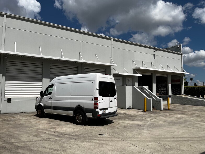 More Photos Of 7851-7863 NW 46th St, Doral Warehouse For Lease