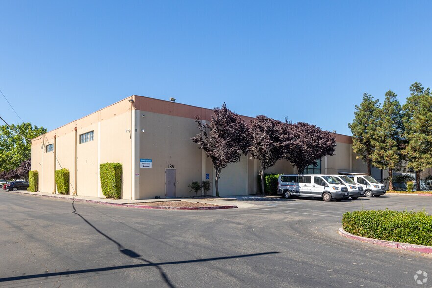 More Photos Of 1185 Campbell Ave, San Jose Warehouse For Lease