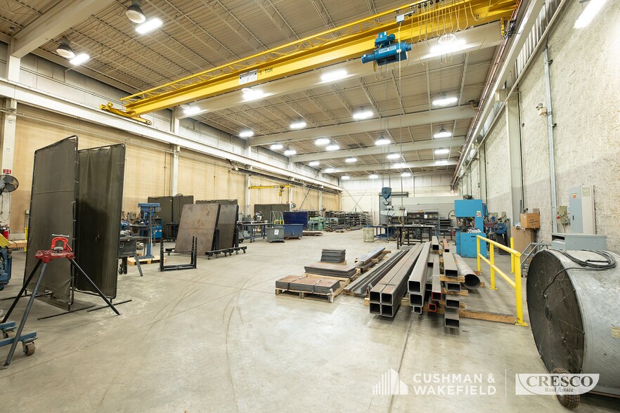 More Photos Of 11515 Alameda Dr, Strongsville Manufacturing For Lease