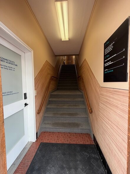 More Photos Of 93 Market Sq, Newington Office For Sale