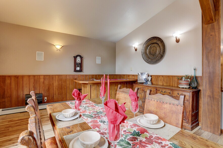 More Photos Of 468 Riverside Dr, Lyons Specialty For Sale