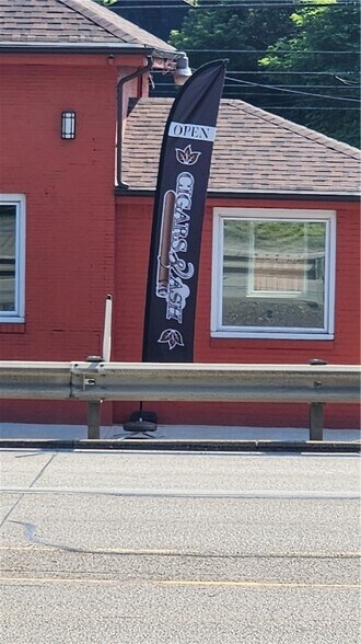 More Photos Of 99 Ohio River Blvd, Leetsdale Fast Food For Sale