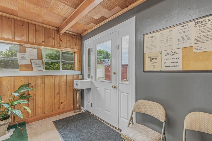 More Photos Of 2331 Congressman W L Dickinson dr, Montgomery Self Storage For Sale