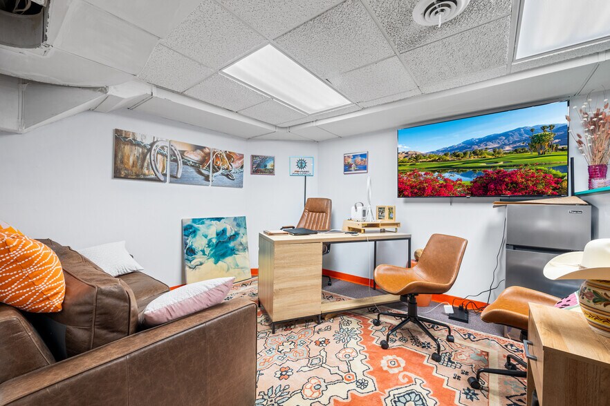 More Photos Of 253-257 Main St, Torrington Office For Sale