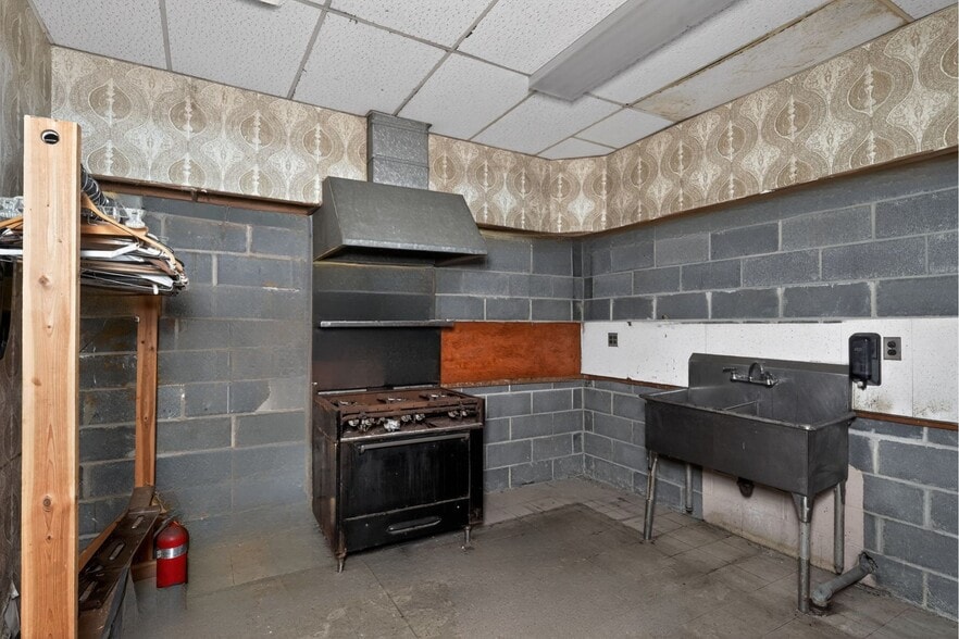 More Photos Of 37 Clove Ave, Haverstraw Religious Facility For Sale