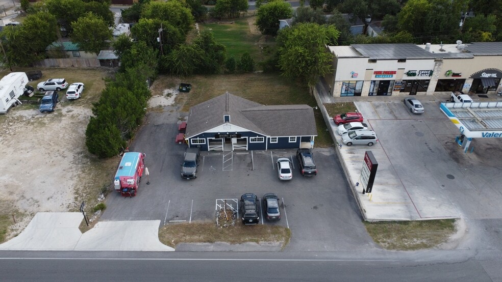 More Photos Of 1150 E Borgfeld Dr, San Antonio Storefront For Sale