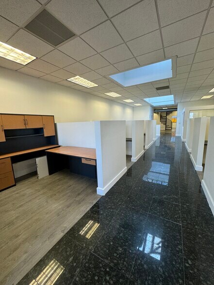 More Photos Of 3 Whale Sq, Brooklyn Warehouse For Lease