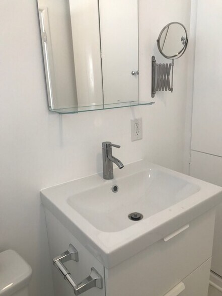 More Photos Of 1453 S Westgate Ave, Los Angeles Apartments For Sale