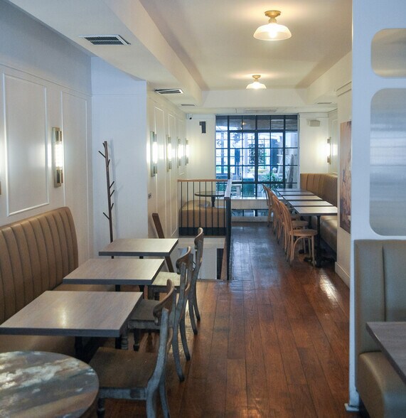 More Photos Of 158 8th Ave, New York Storefront Retail Residential For Lease