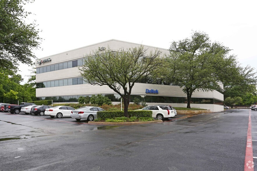 More Photos Of 2929 N Central Expy, Richardson Office For Lease