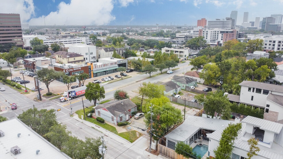 More Photos Of 2202 Richmond Ave, Houston Medical For Sale