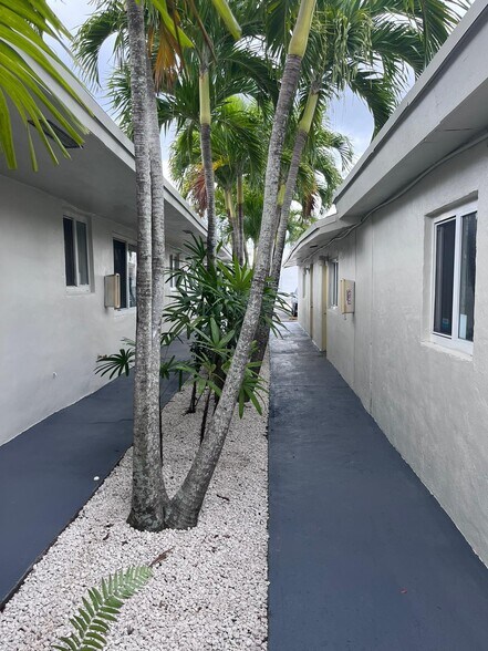 More Photos Of 2140-2160 NW 29th St, Oakland Park Apartments For Sale