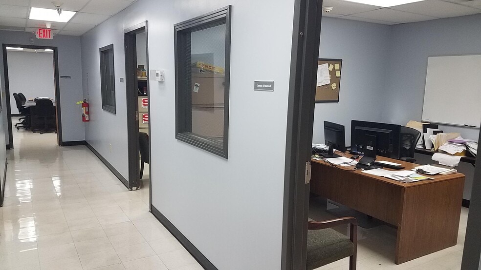 More Photos Of 917 J R Industrial Dr, Sanford Manufacturing For Lease