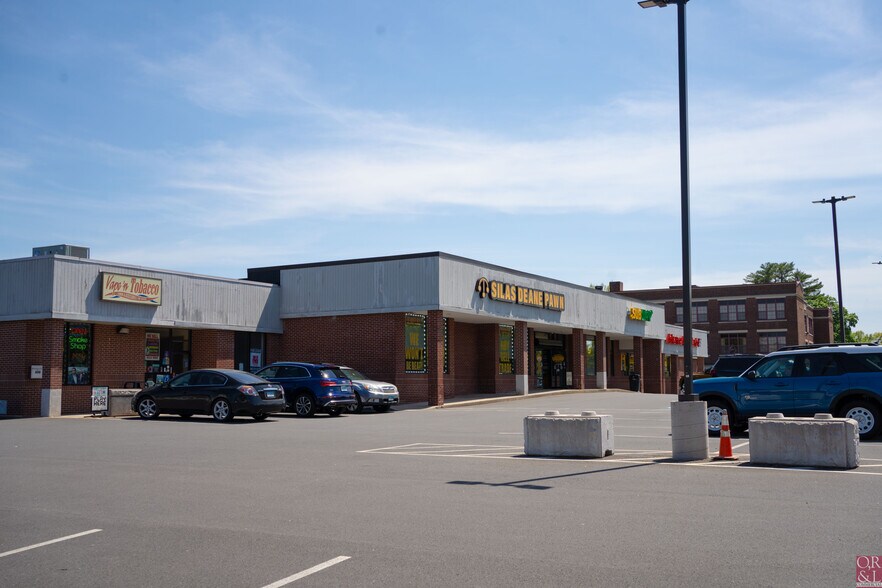 More Photos Of 58-62 East St, Plainville Storefront For Lease