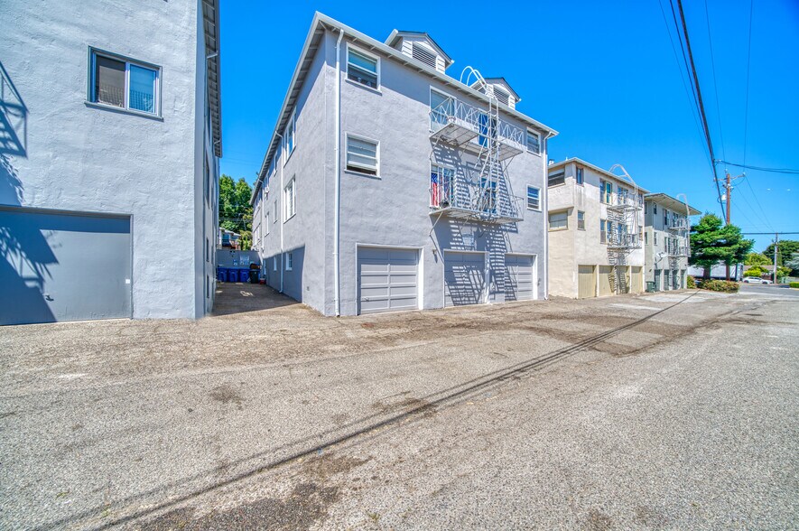 More Photos Of 4111 Beresford St, San Mateo Apartments For Sale