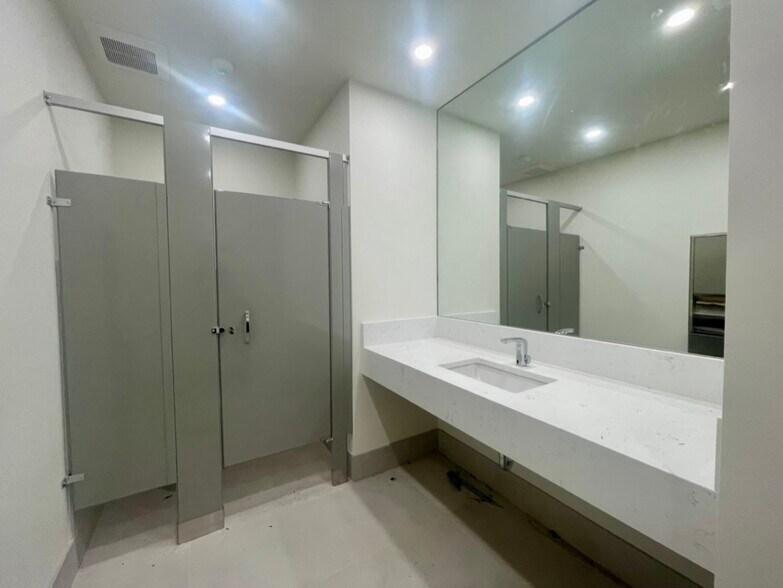 More Photos Of 13629 NE Bel Red Rd, Bellevue Office For Lease