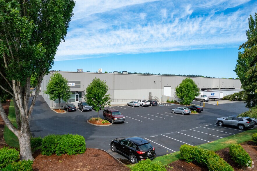 More Photos Of 19005 64th Ave S, Kent Warehouse For Lease