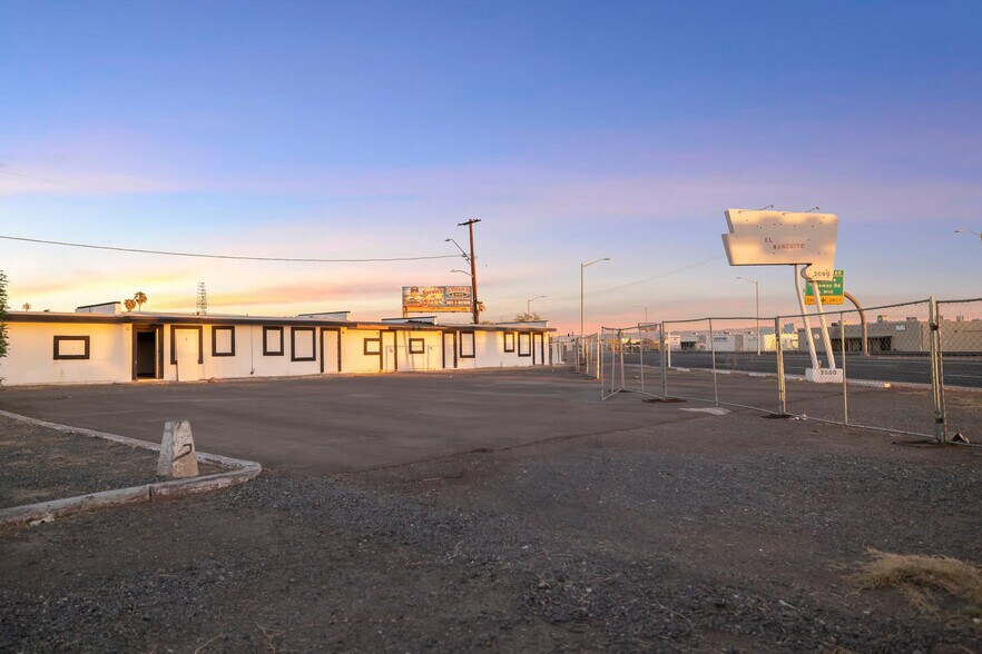 More Photos Of 3060 Grand Ave, Phoenix Apartments For Sale