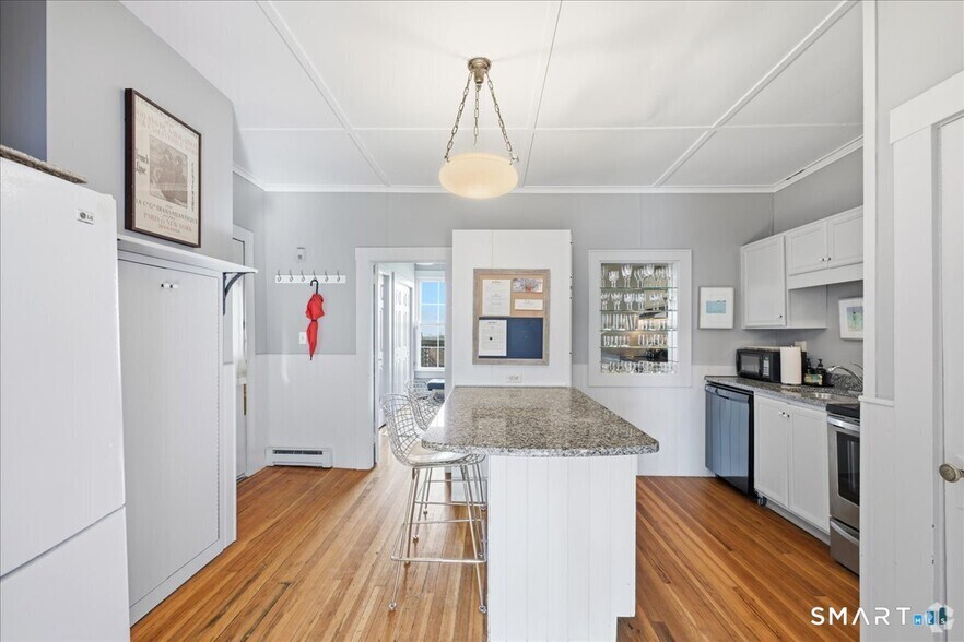 More Photos Of 21 Main St, Chester Freestanding For Sale