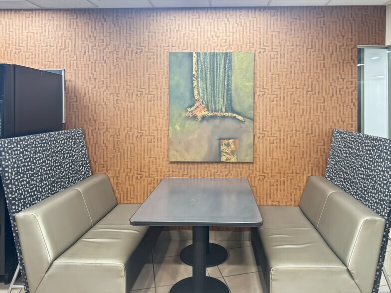 More Photos Of 2300 W Sahara Ave, Las Vegas Coworking Space